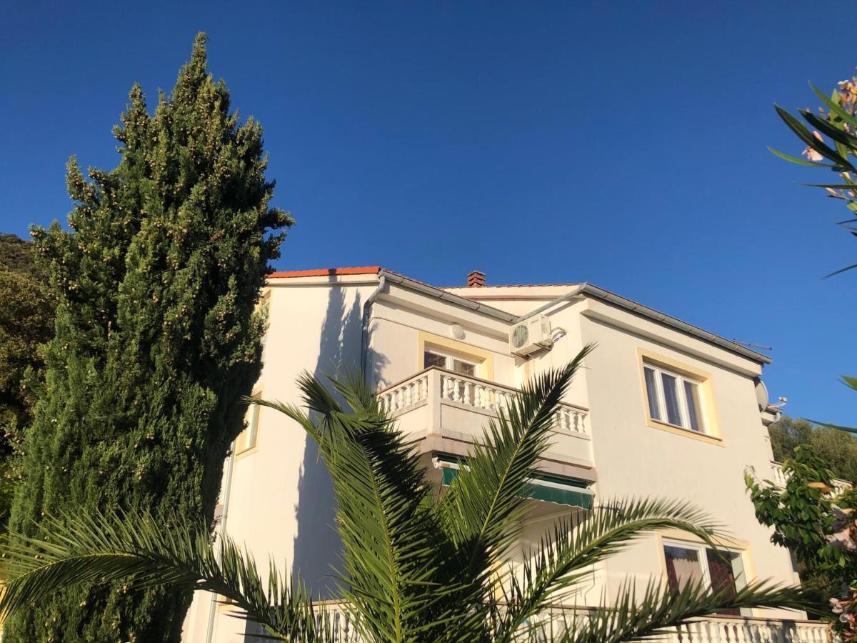 Apartments Fafandjel Rab Town Exterior foto